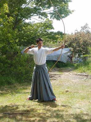 joe doing kyudo
